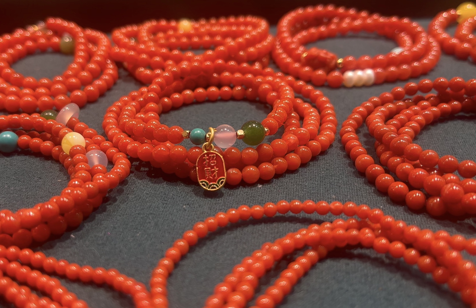 红到掉帧的保山南红