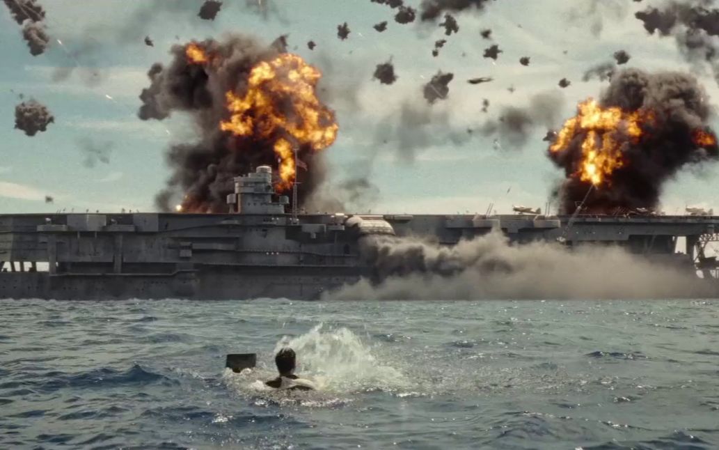 [图]「决战中途岛」近乎不可能的轰炸航母操作，这段高难度俯冲投弹让人热血沸腾！