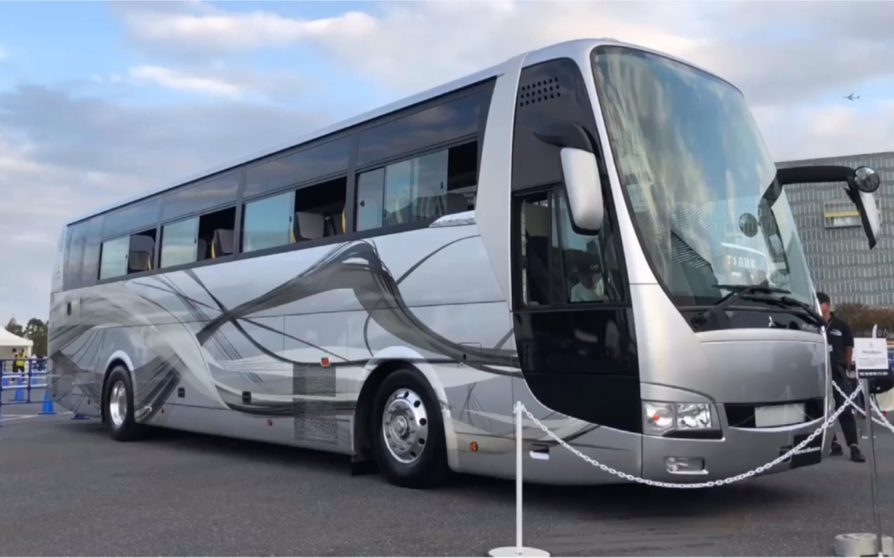 2018款mitsubishi fuso三菱扶桑aeroqueen双轴12.