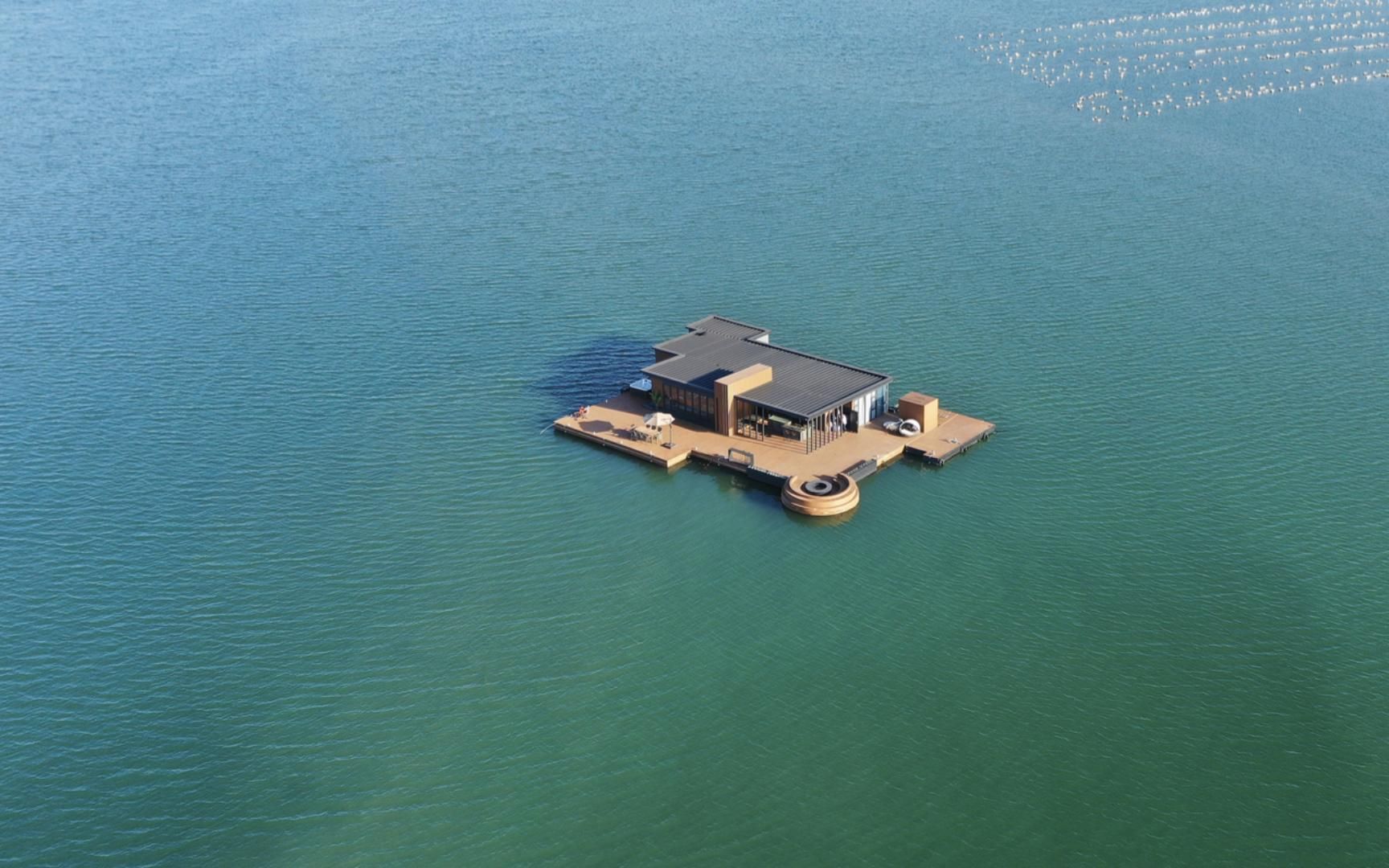 海席漂浮酒店一座漂浮的孤岛