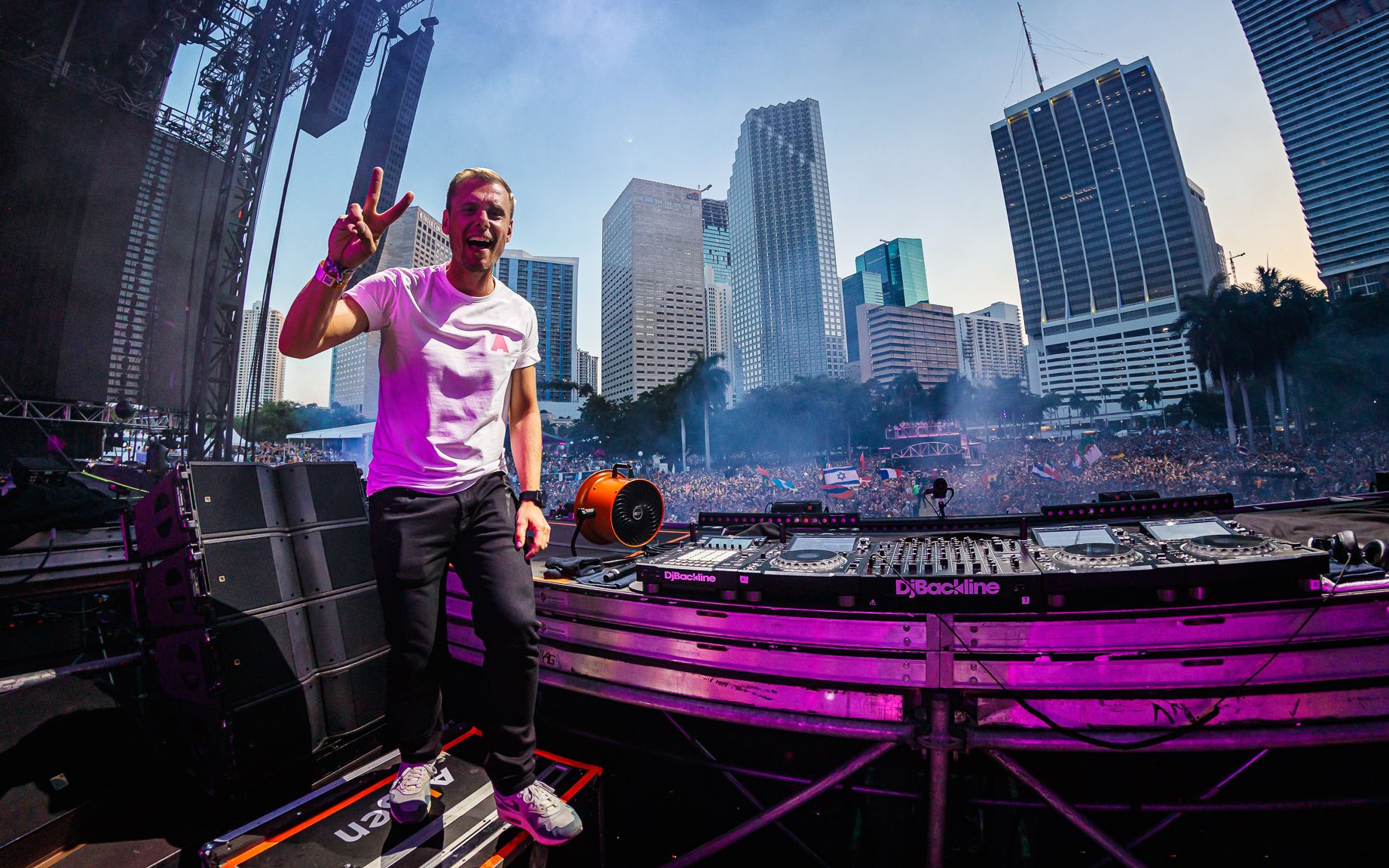 armin van buuren live ultra music festival miami 2022