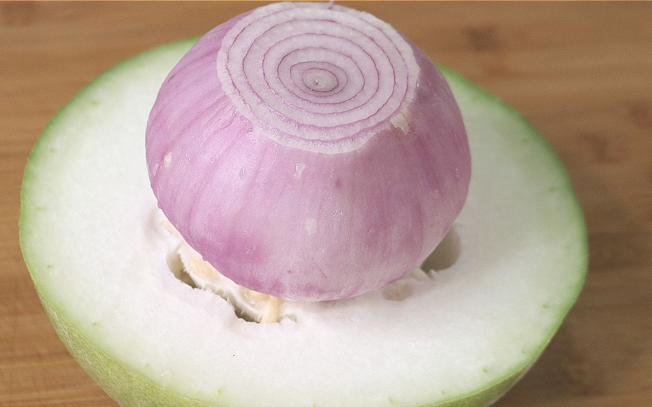 夏天要常吃冬瓜,加一个洋葱,不炒不炖不红烧,鲜嫩营养比肉还香_哔哩