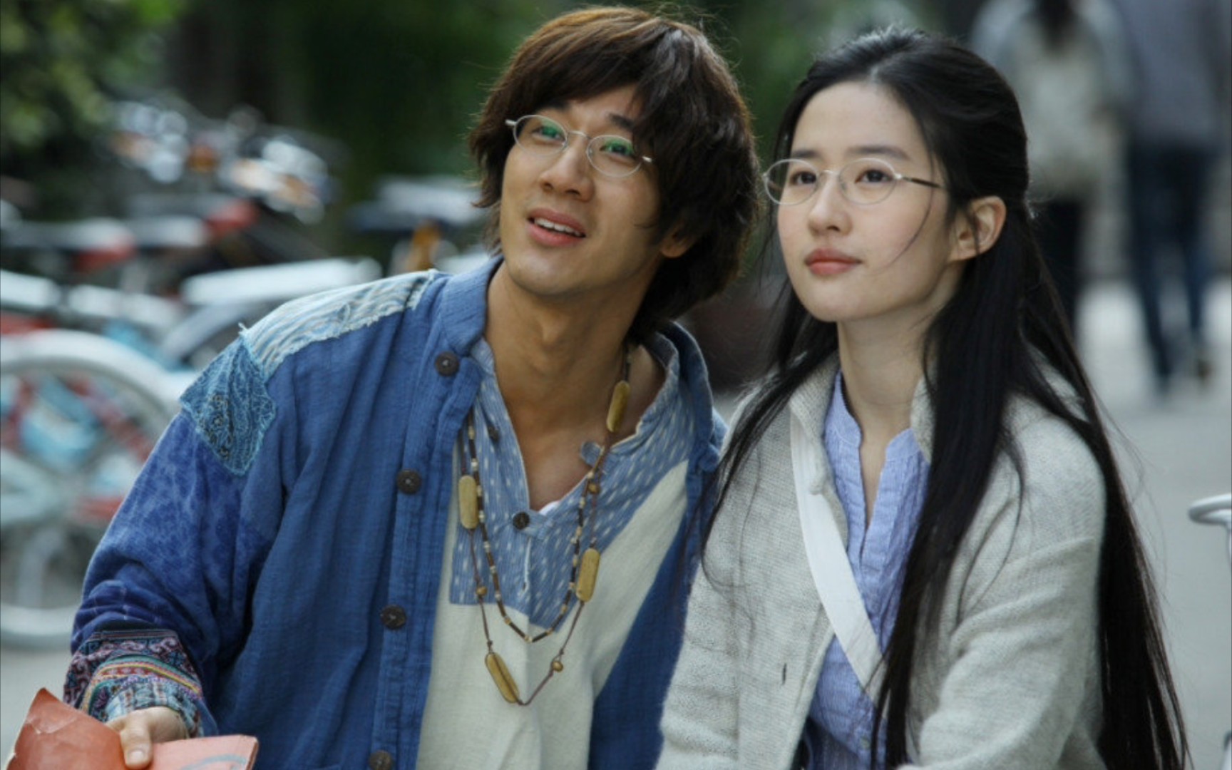 恋爱通告/"除了你,我什么都没有看到"→其实是"一见钟情"了