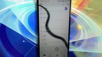 教你在手机里养一条蛇，谁碰你手机它就爬出来，还嘶嘶叫，好吓人