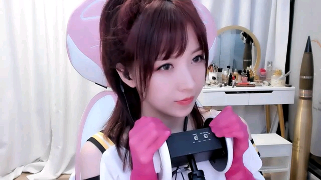 【小女巫露娜助眠全程高能,稀有舔耳口腔音版本!】