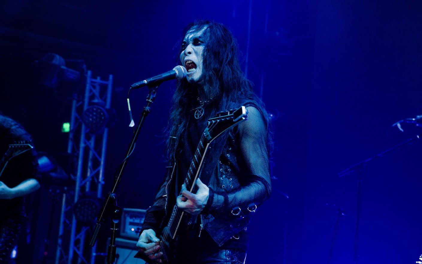 恶刺乐队众神复活02北京maolivehouse2018年12月1日