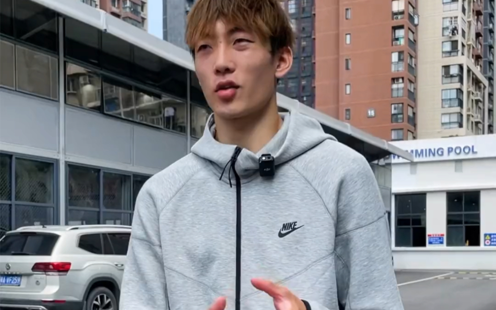 白晶谈伤病 希望每个热爱篮球的人能远离伤病