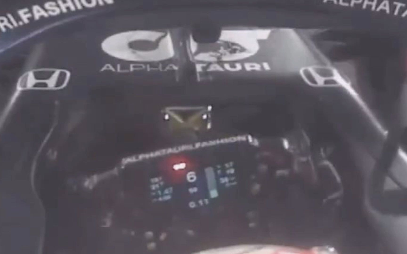 【F1】三分钟带你了解各个车队换挡提示灯亮起规律_哔哩哔哩_bilibili