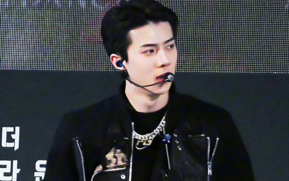 肩宽窄腰吴世勋!