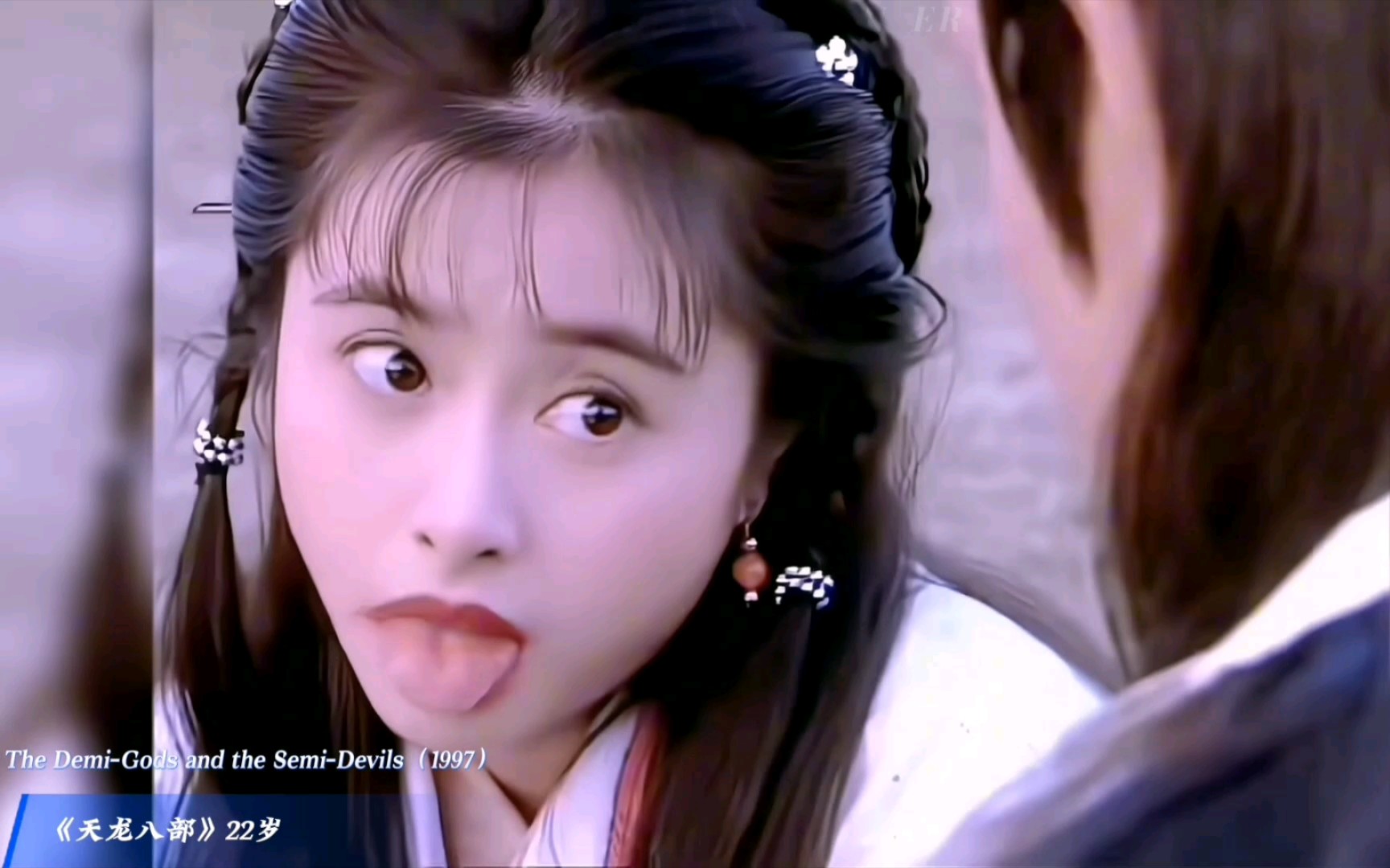 最美钟灵「何美钿」20-45岁影视颜值变化,她饰演的依琳和钟灵给观众留