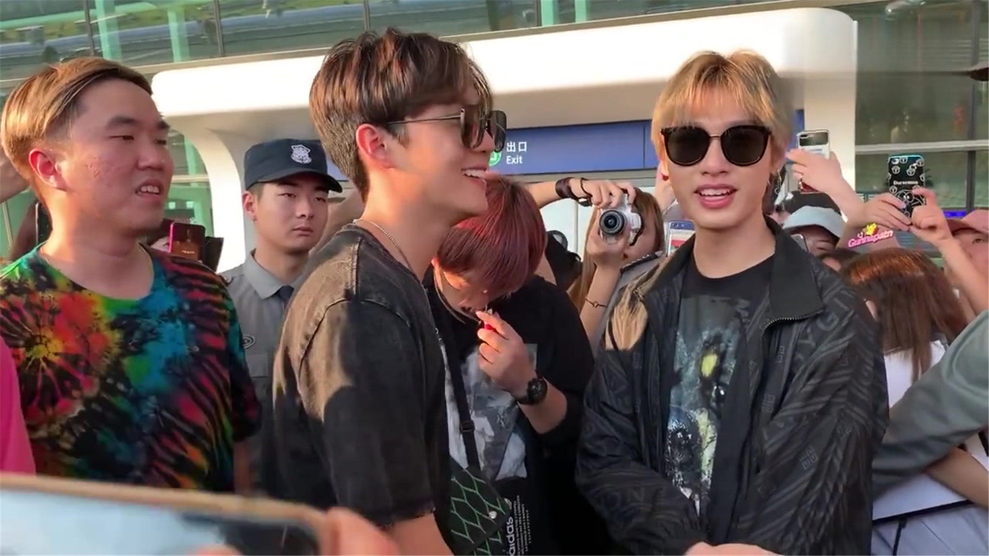 markgun「超话」人间爱情_哔哩哔哩 (゜-゜)つロ 干杯~-bilibili