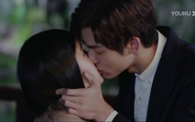 【赵露思&王以纶】《最动听的事》醉酒吻 不服气要回来7815
