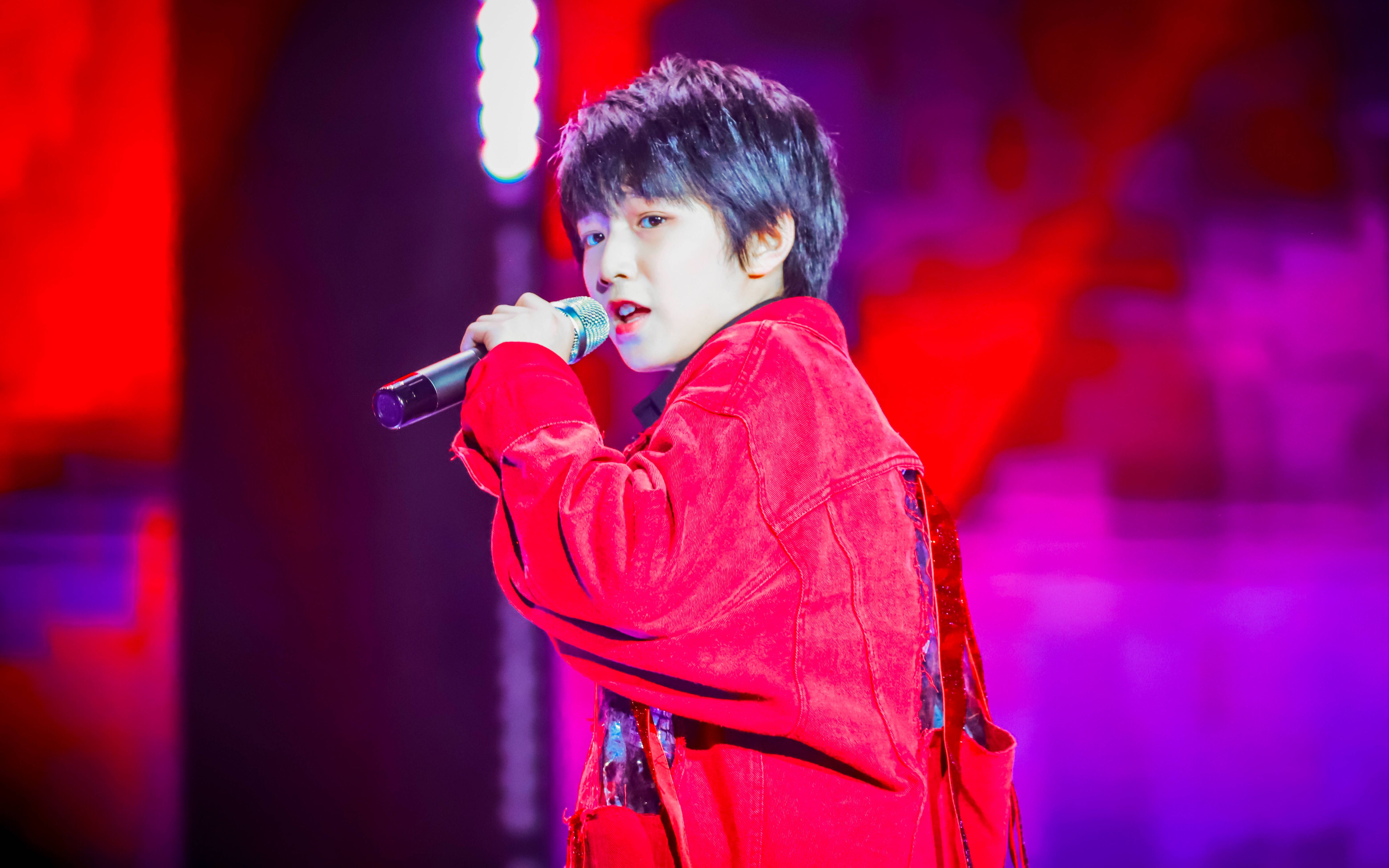 【tf家族】【刘耀文】看西南最帅小学生玩转平衡车激情演绎《turn up