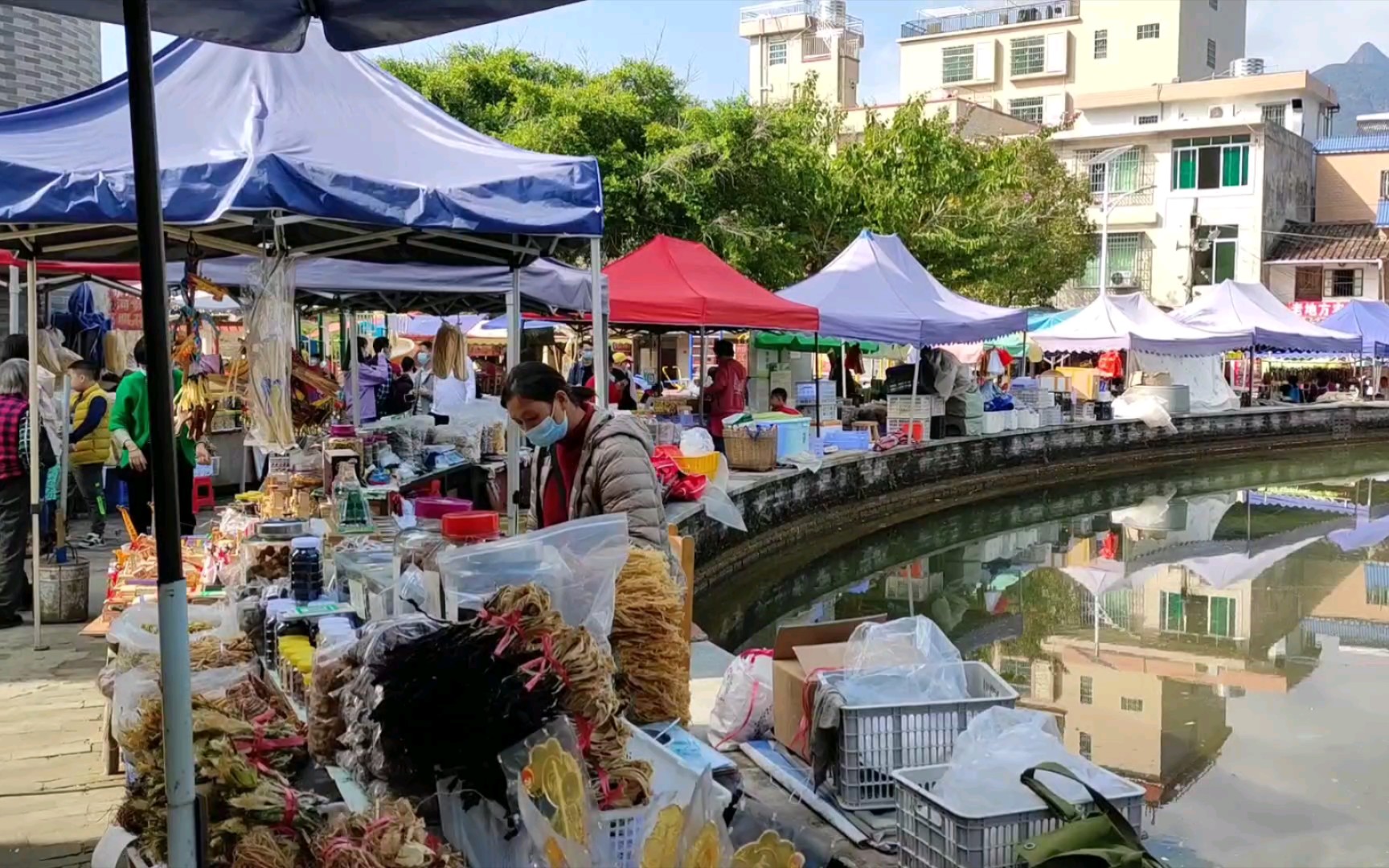 广州从化溪头村旅游景点,真正的竹筒饭,山上的集市是这样的哔哩哔哩bilibili