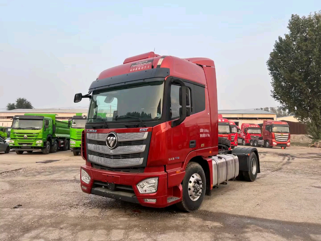 单曲欧曼 带导流罩 欧洲红轴距4200;发动机x12ns6b470;变速箱手动(铝