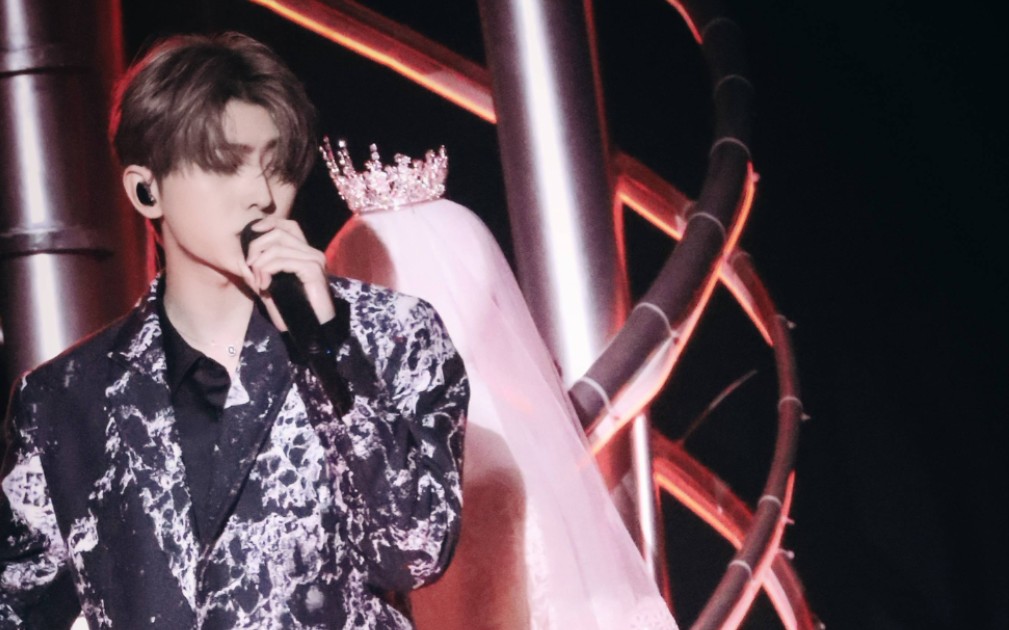 【蔡徐坤】2021湖南卫视春晚晚会直播《情人》是暧昧,是温热,是危险又