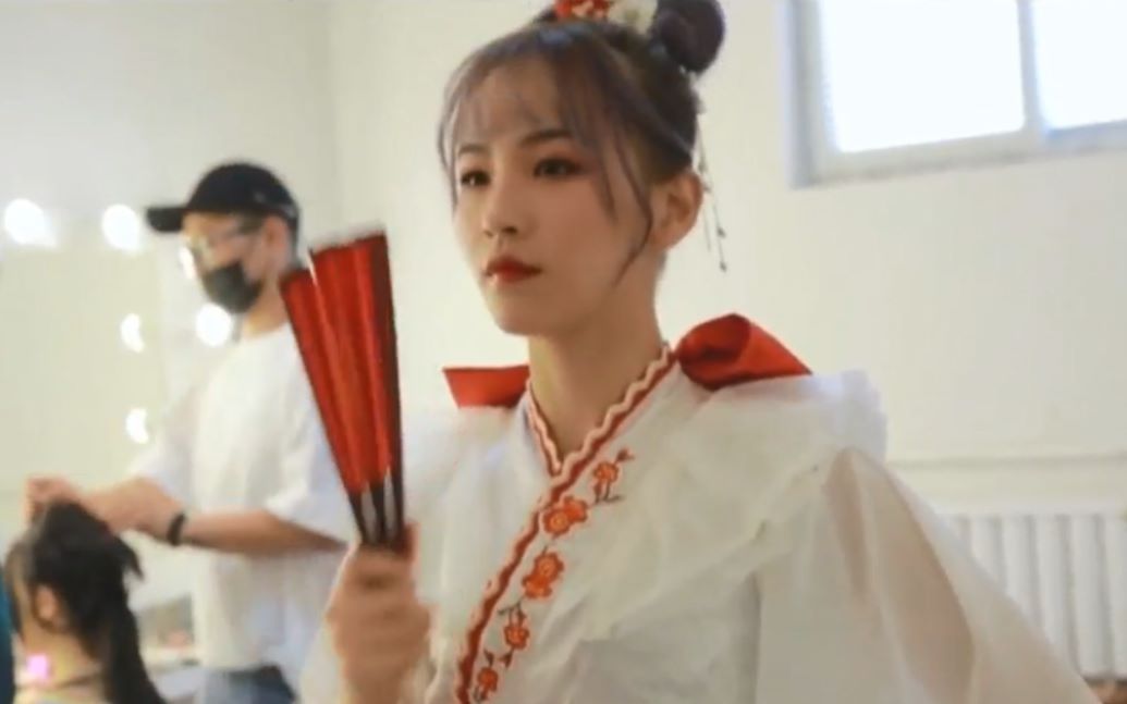 《寄明月》 mv拍摄花絮 蒋申cut_哔哩哔哩_bilibili