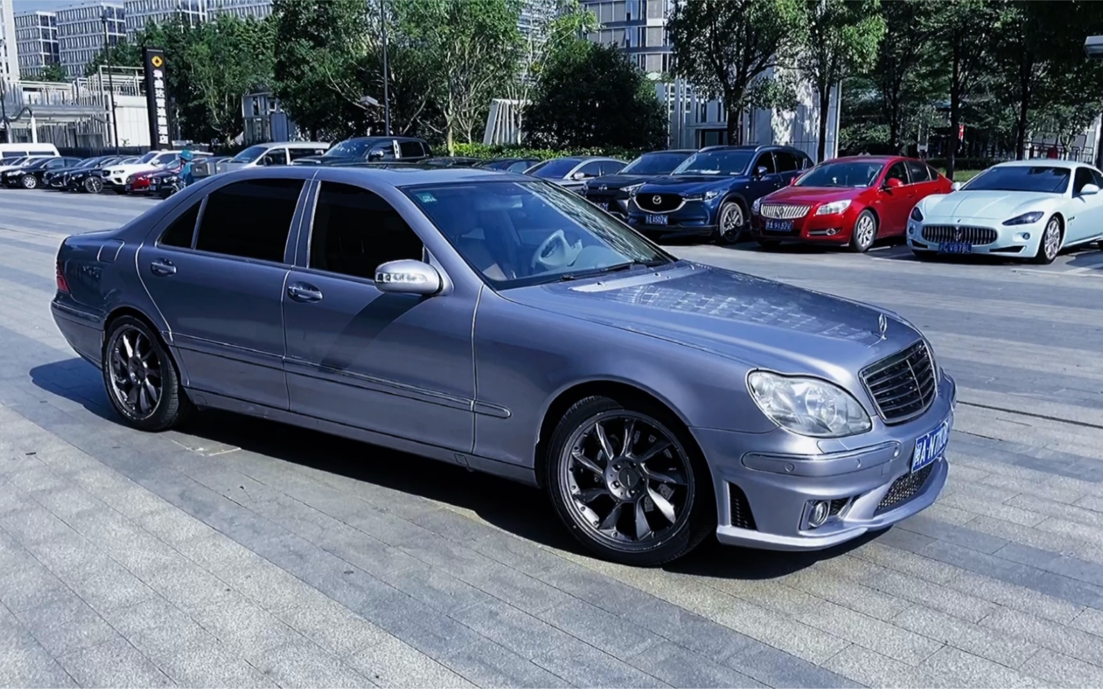 2005年奔驰s350 w220 经典老车