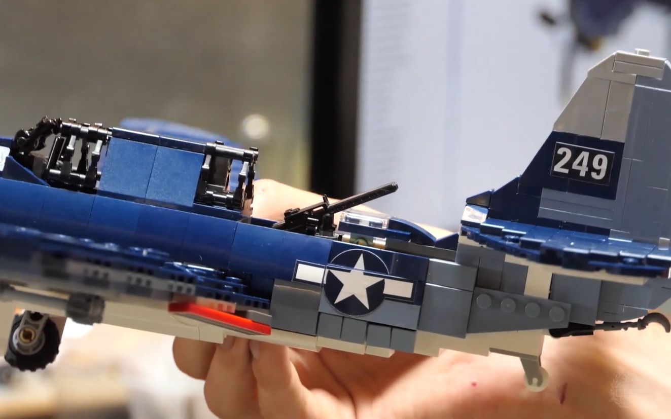 拼砌大师brickmania03sb2c地狱俯冲者带您一睹世界