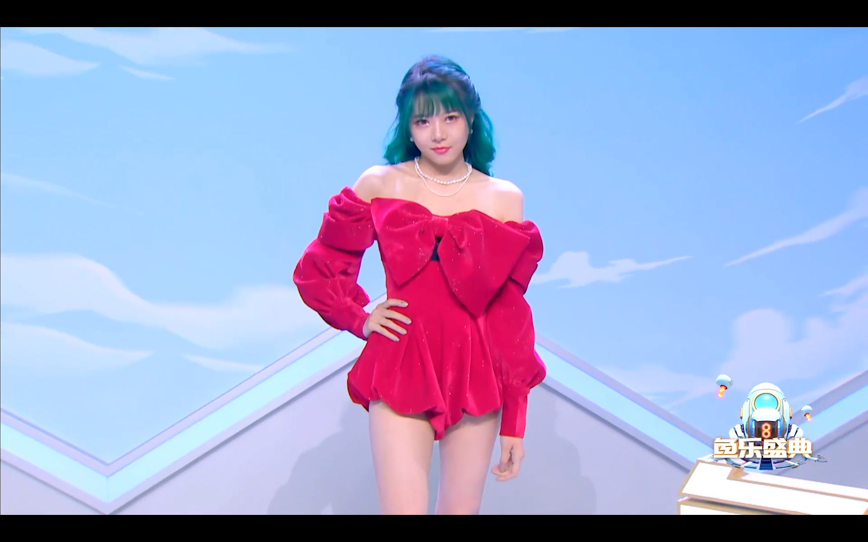 骆歆斗鱼盛典领奖,这腿是真实存在的吗_哔哩哔哩_bilibili