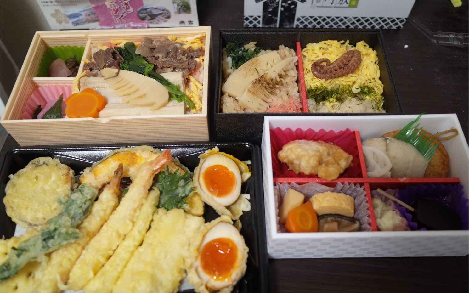 日本春天的车站便当