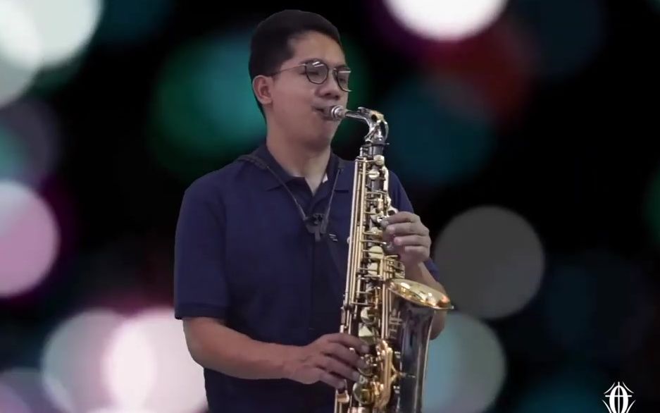 [图]中音萨克斯演奏->"当爱离开后" After the love has gone-> (earth wind and fire) saxophone cover