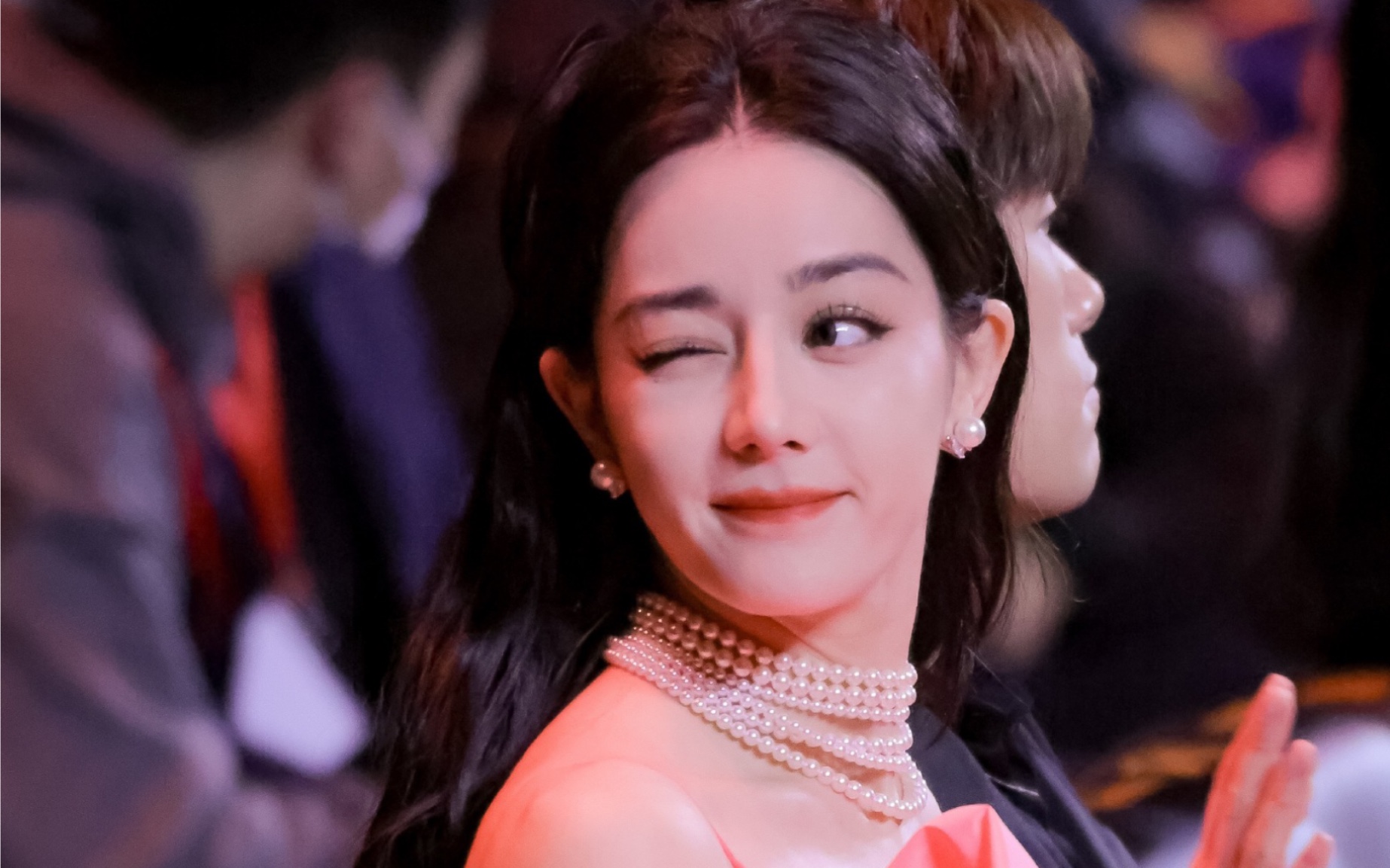 【迪丽热巴】穿着应援色的胖迪,热·爱是双向的!