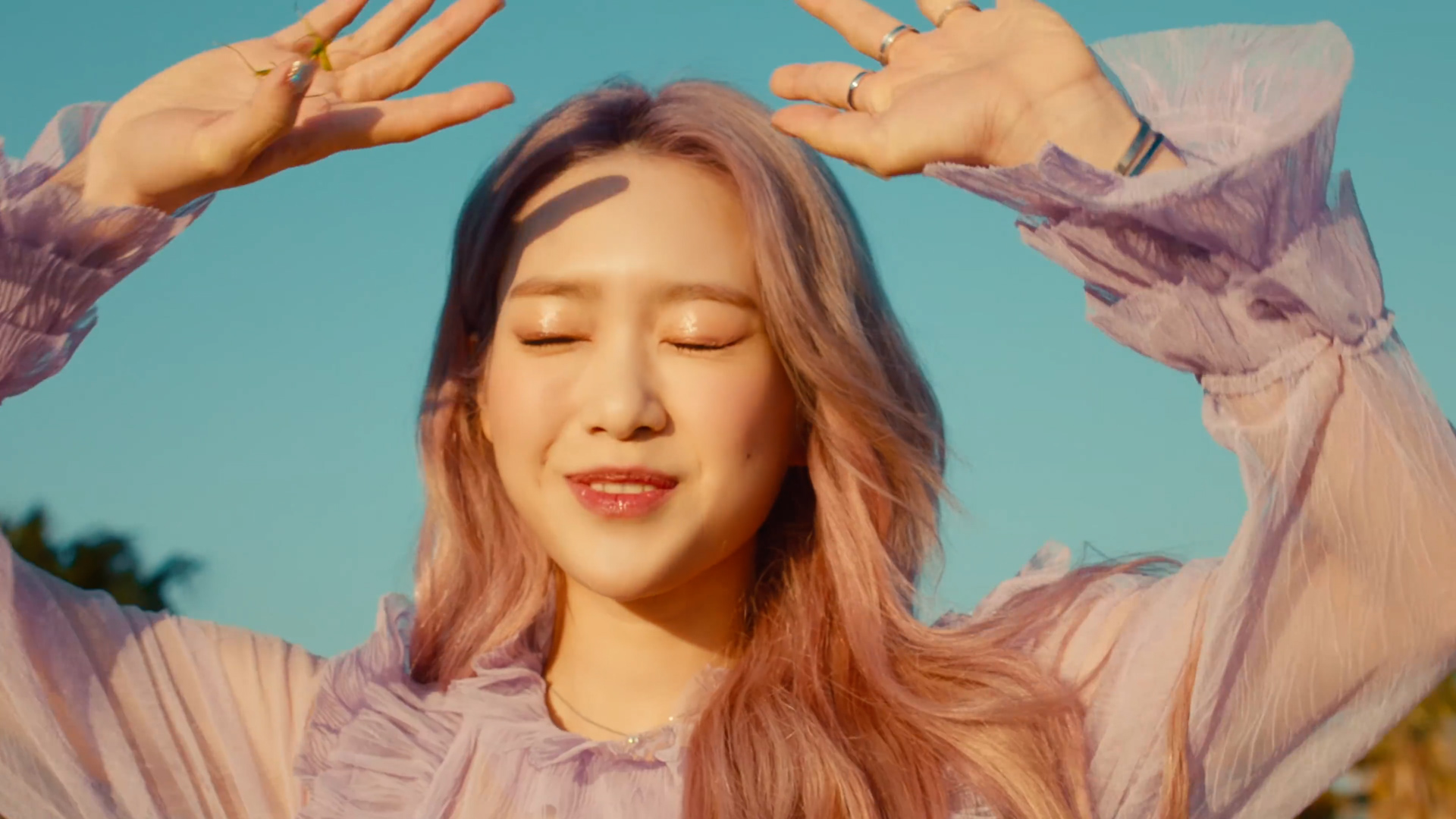 【中字】oh my girl新曲《dun dun dance》mv,夏日清流