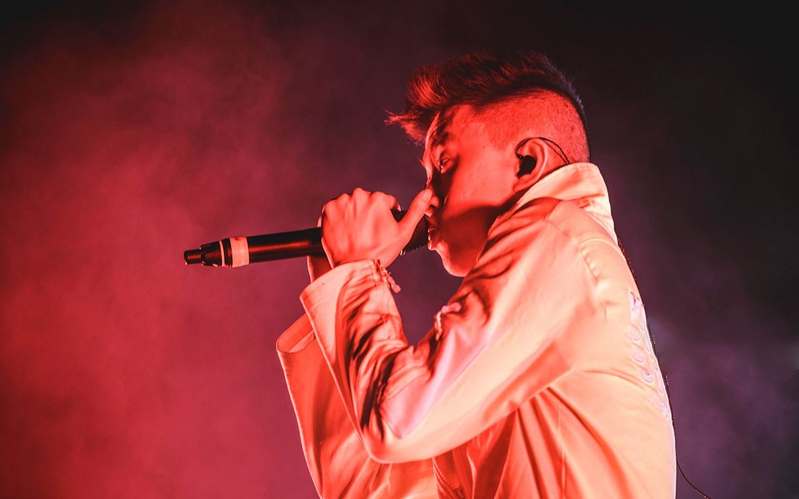 rich brian - yellow (live at terminal 5 ny 10_7_2019)