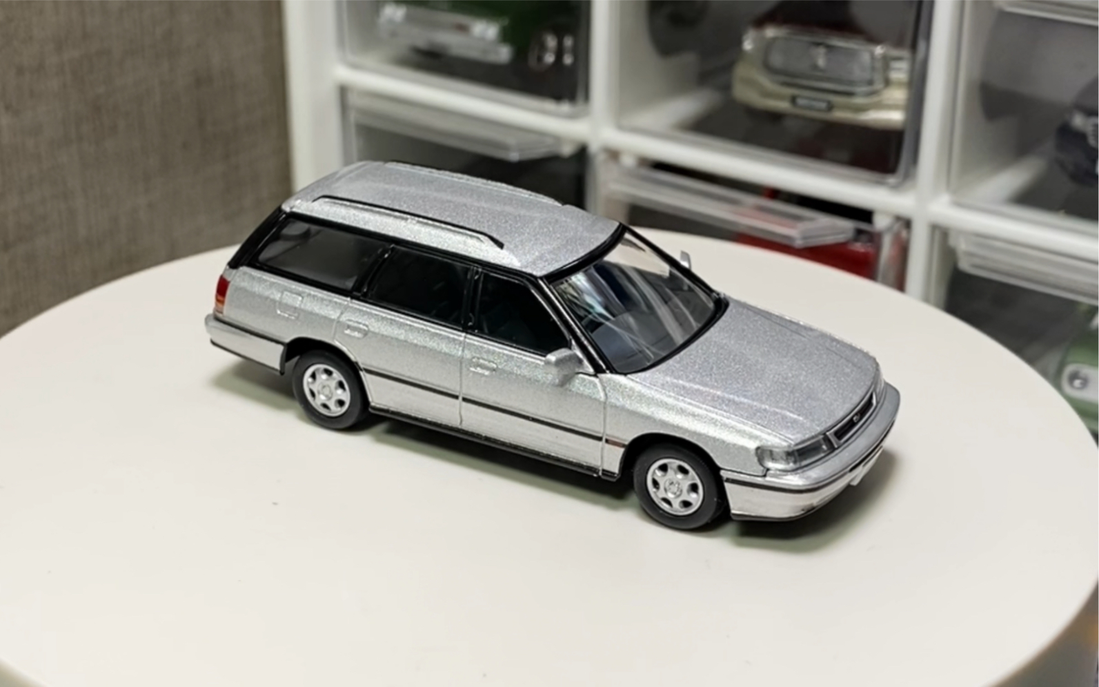 多美卡 tlv n220b 斯巴鲁 力狮