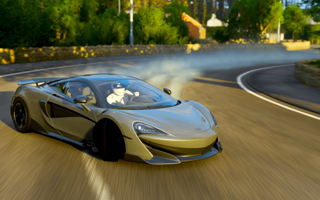 地平线4迈凯伦600lt后驱飘移键盘玩家调教