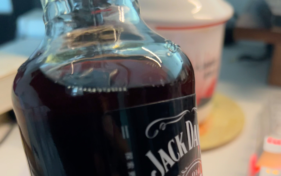 杰克丹尼预调可乐味真难喝