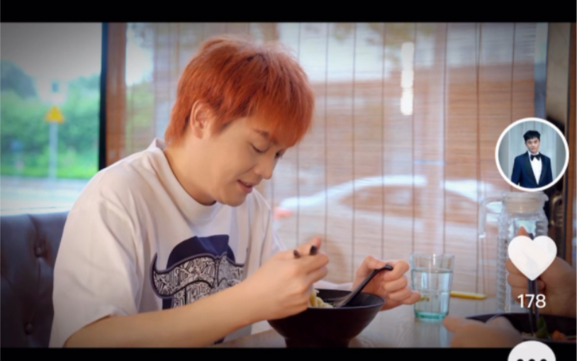 七十二家房客"发仔记"开通抖音了,还染了红毛呢