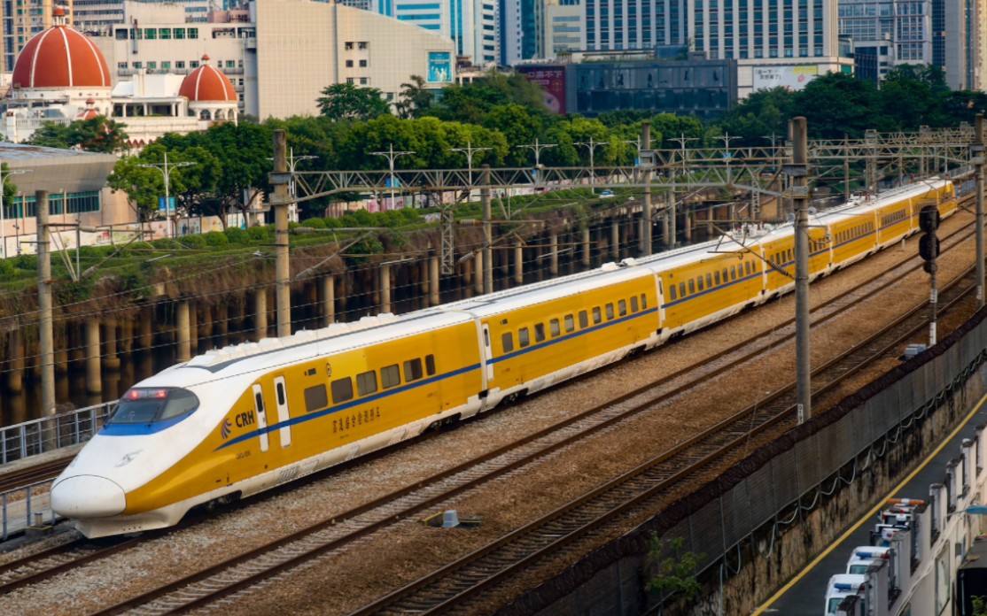 2022年某月某日,crh2j-0205前往深圳站