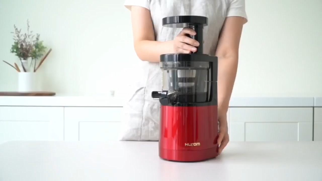 hurom h24榨汁机 慢速榨汁机 组装教程 第二代产品的重点是将网推入