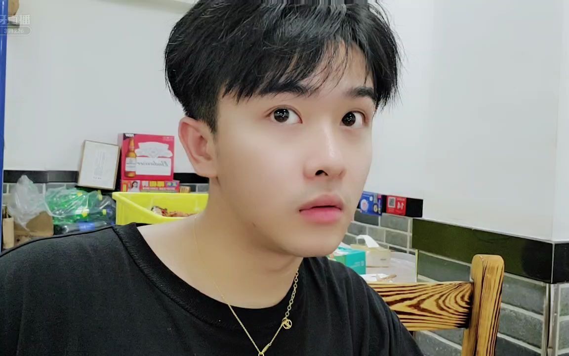 集梦秋秋 2021-08-06 法拉利长沙小姐姐