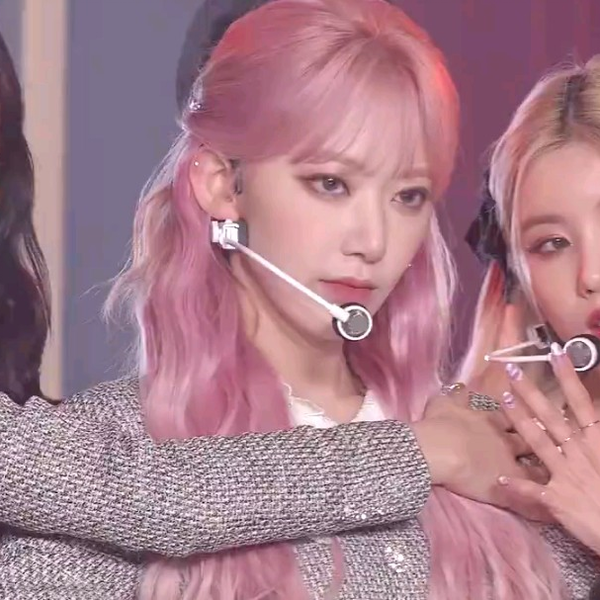 IZ*ONE izone　咲良 official_IZONE on X: 