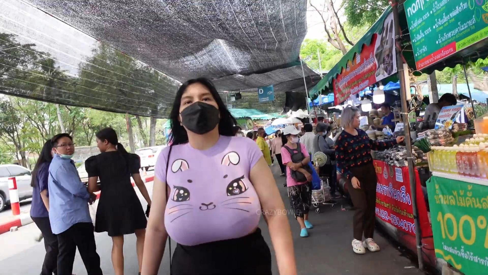 回头是看小兔耳朵吗