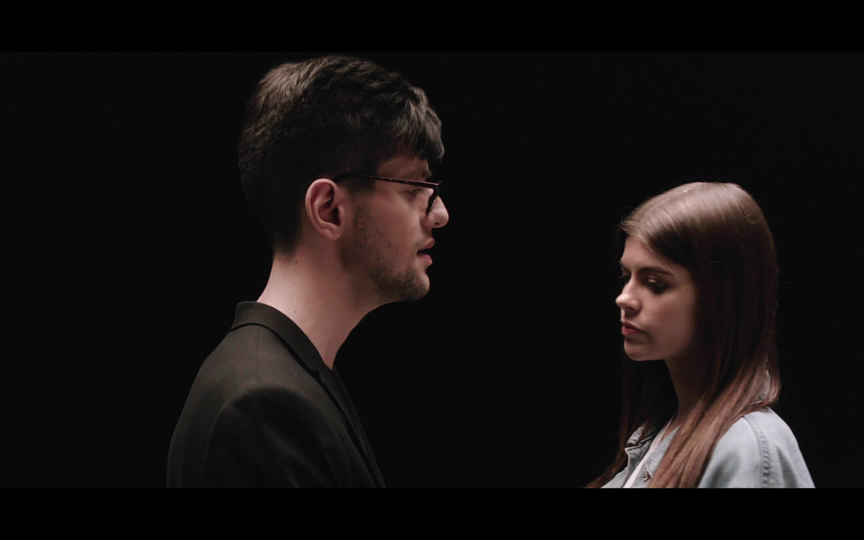 [俄语新单mv]rauf & faik - детство (official video)_哔哩