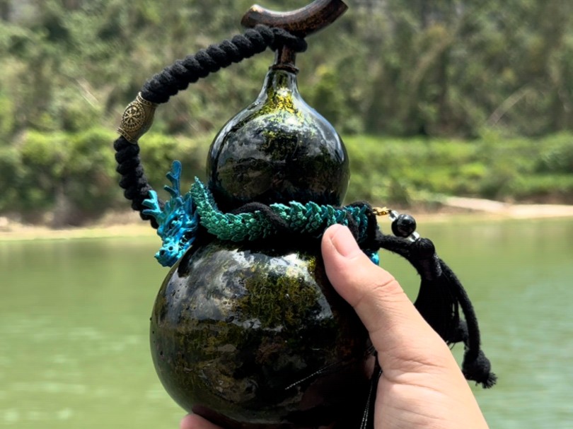 胸中一点浩然气,天地千里快哉风.分享一只漆皮酒葫芦