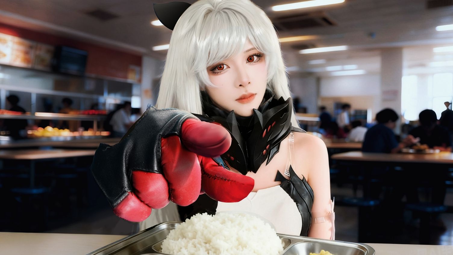 抢饭！特效小哥大战抢饭女王！