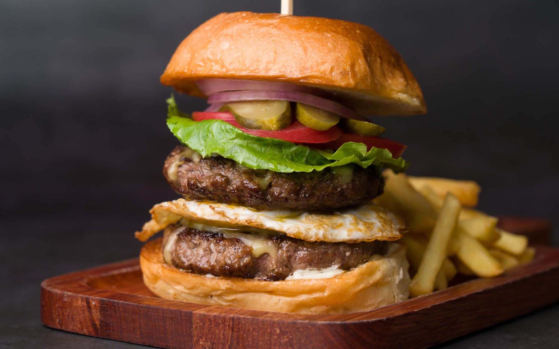 double beef patty burger by roger 爱魔厨房双层牛肉汉堡