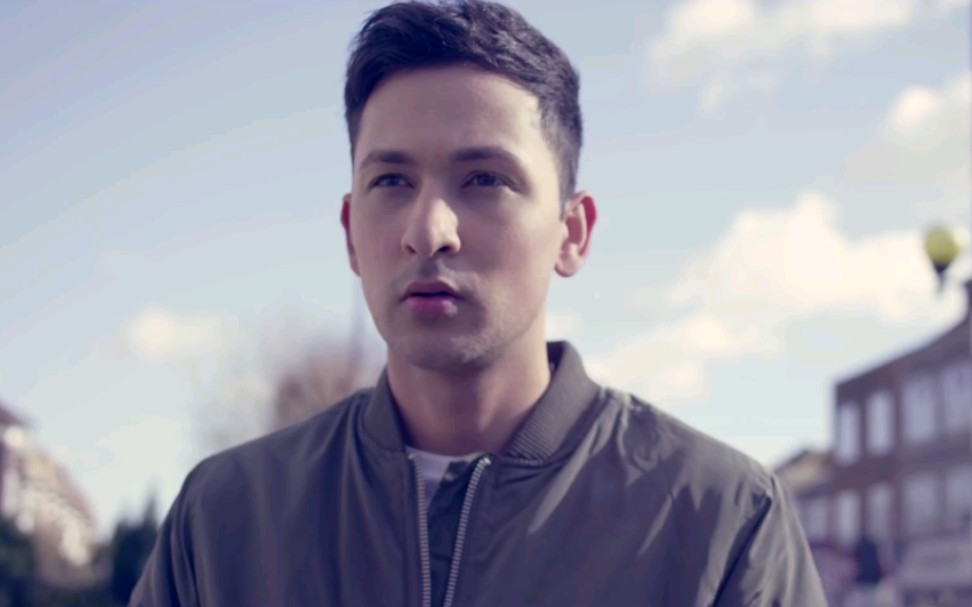 [图]【印度MV】Looking For Love (Full Song) 歌手Zack Knight ft. Arijit Singh