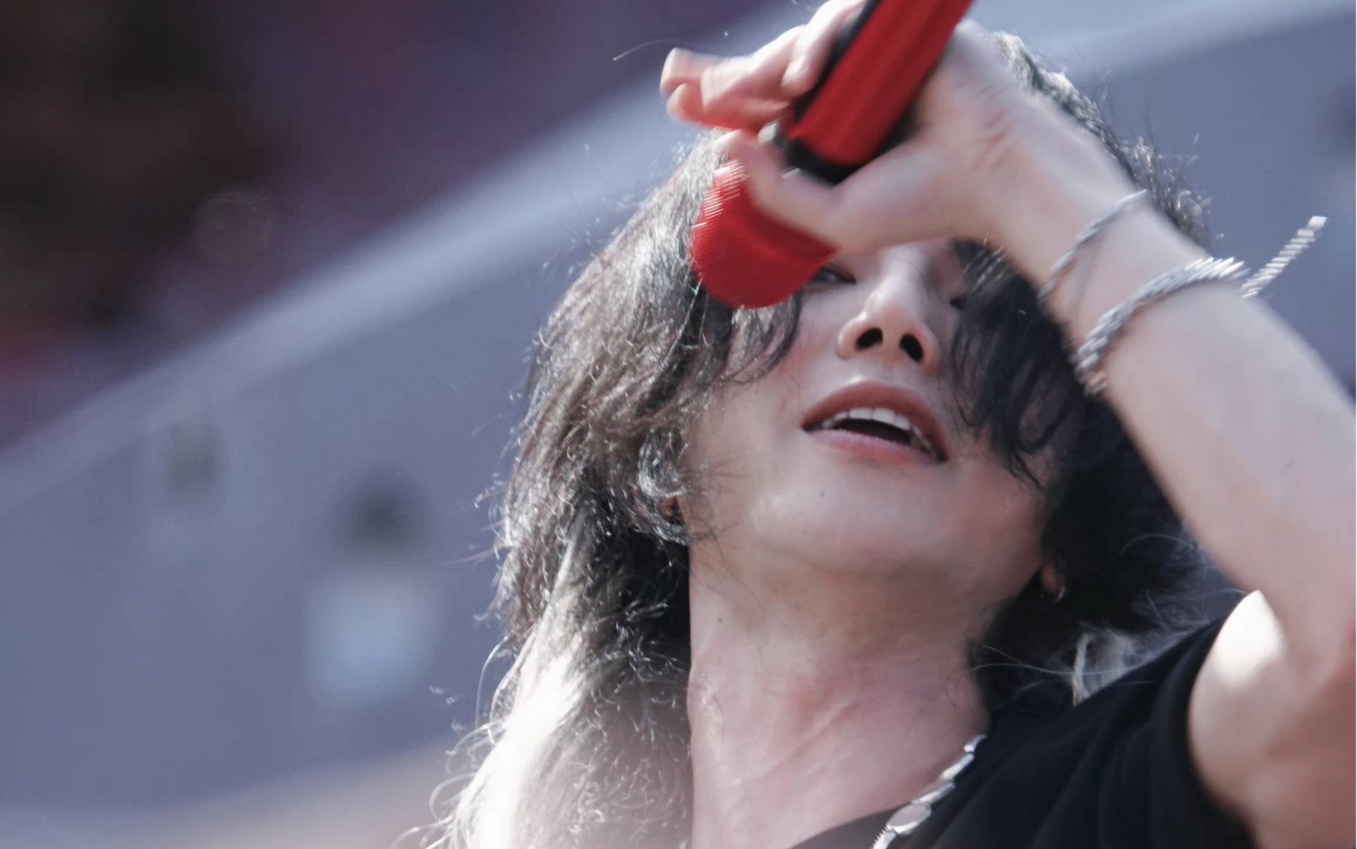 《异类》华晨宇2021火星演唱会开场曲_哔哩哔哩_bilibili