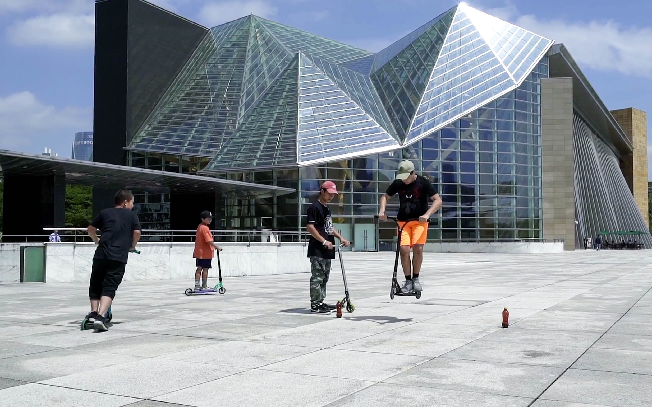 基础教学3个步骤教你如何快速学习滑板车站位平地起跳