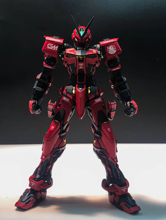 万代mg红异端 独一无二