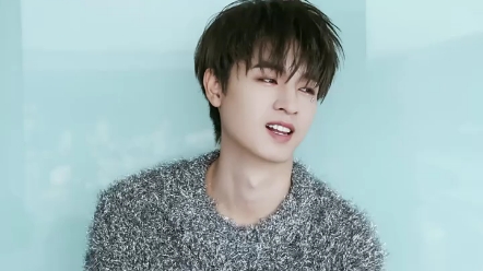 "烧饼介绍妹妹给秦霄贤 "秦霄贤 调侃"哈妮克孜 名字,结果自己都没崩