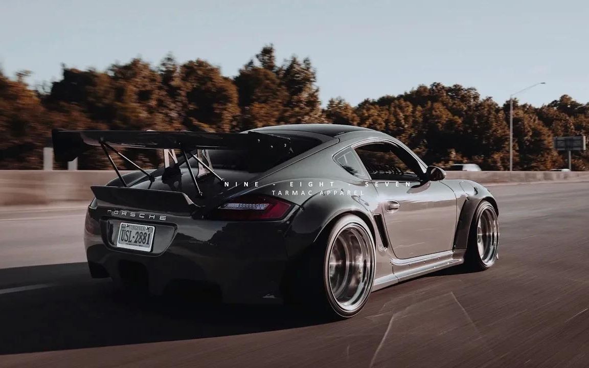 4k水泥灰火箭兔性感的大肥臀丨保时捷cayman