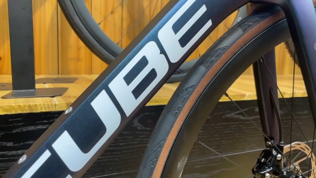 cube碳纤维公路车axial c62slx