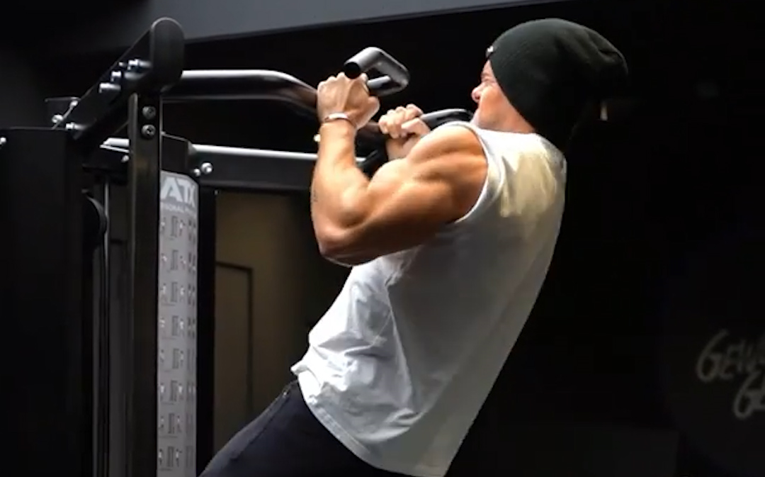 richard duchon背部训练,二头肌训练,窄距引体向上